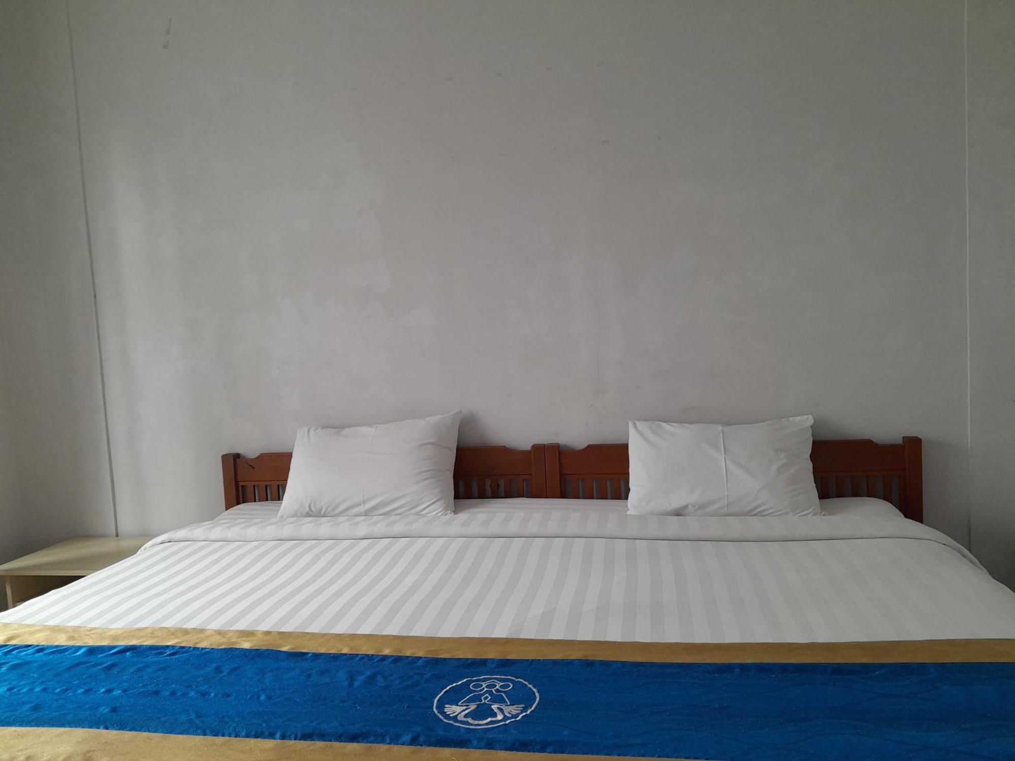 Hotel Dhyana Pura Kapal Exterior photo